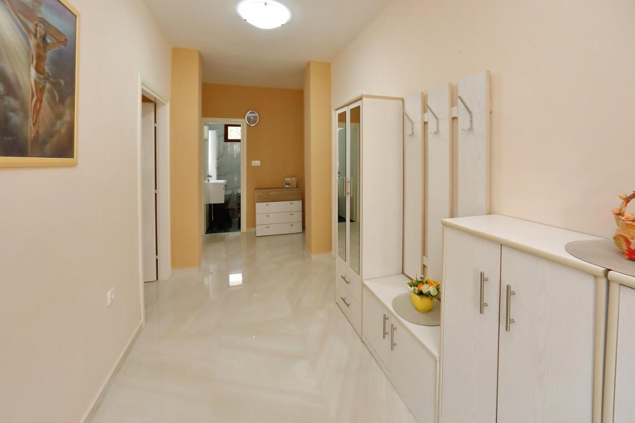 Apartment Lucijan Bibinje Exterior photo