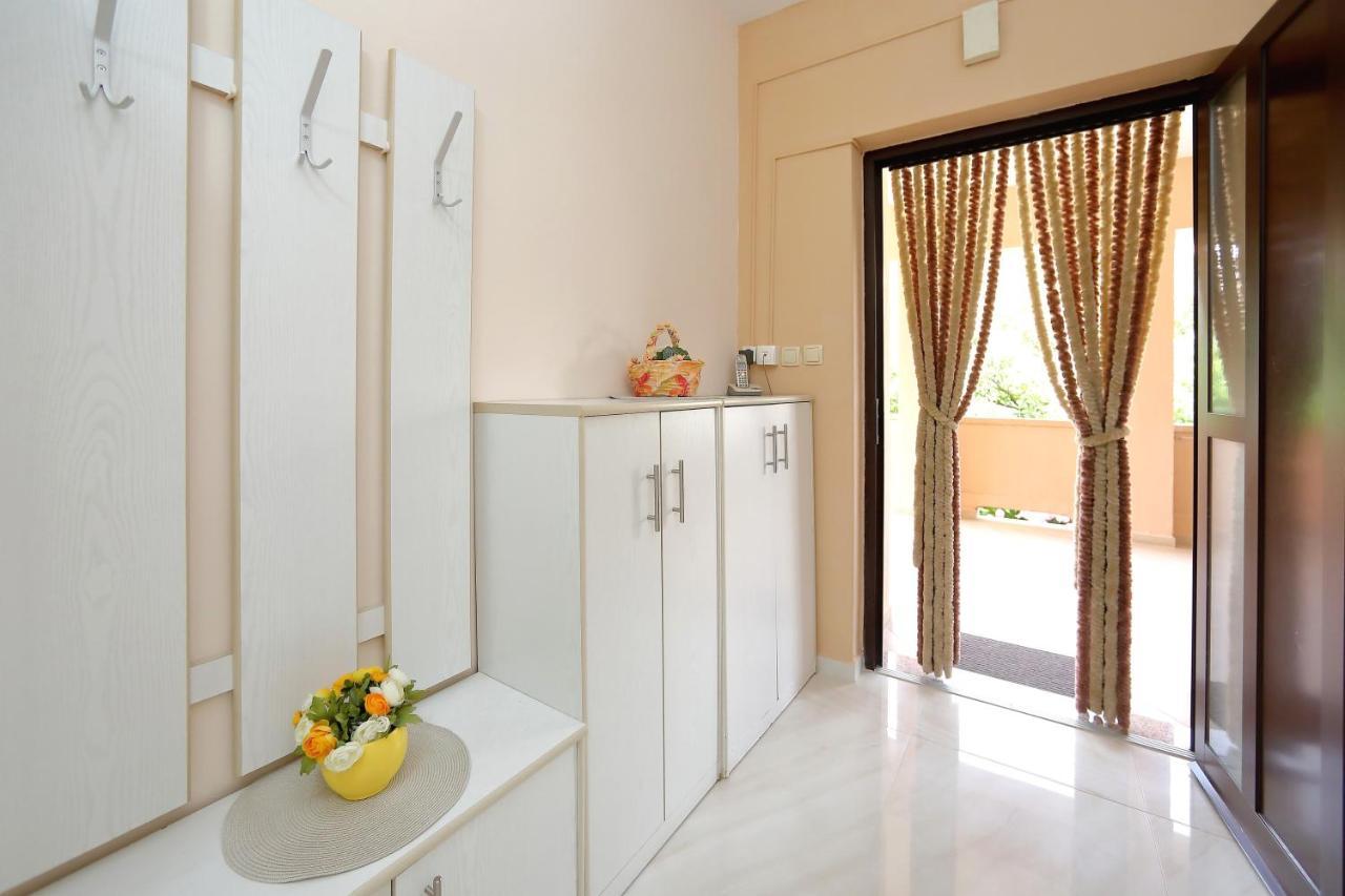 Apartment Lucijan Bibinje Exterior photo